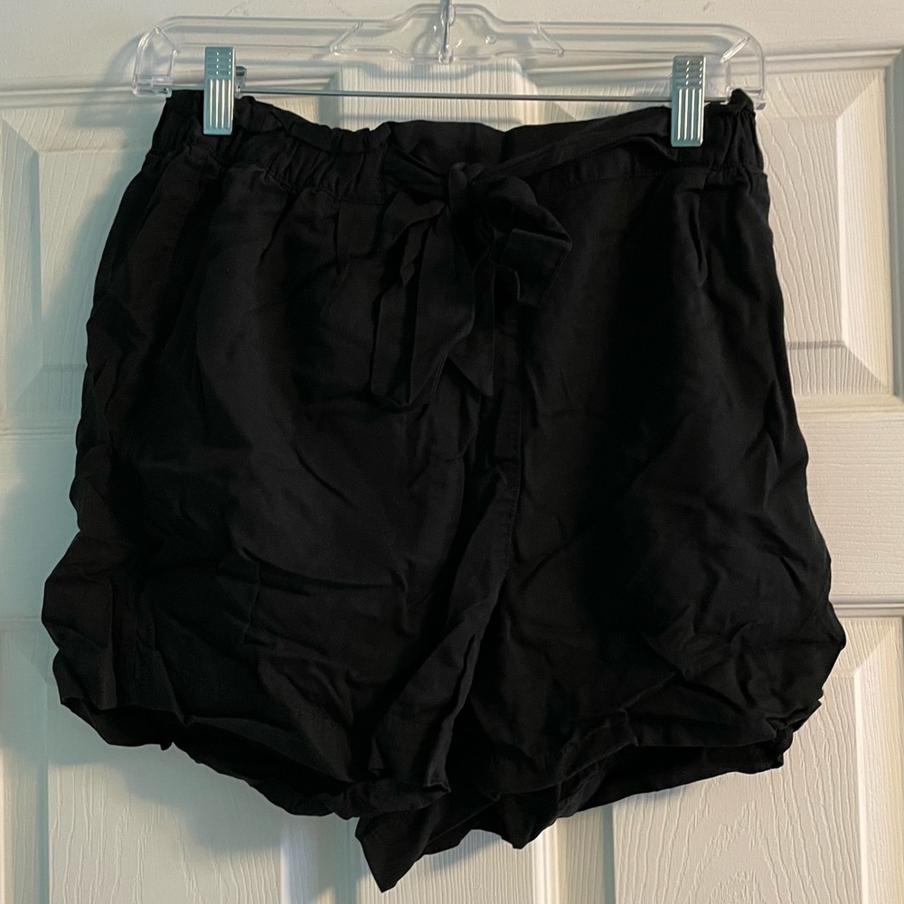 H&M Black High Waisted Shorts